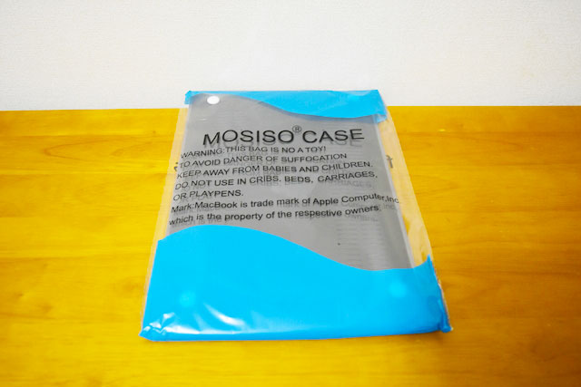 「Mosiso」のMacBookAIRのハードカバーを購入！