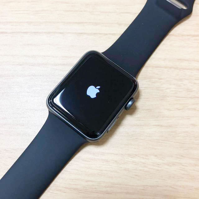 iPhoneユーザーなら、Apple WatchでSuicaが使える